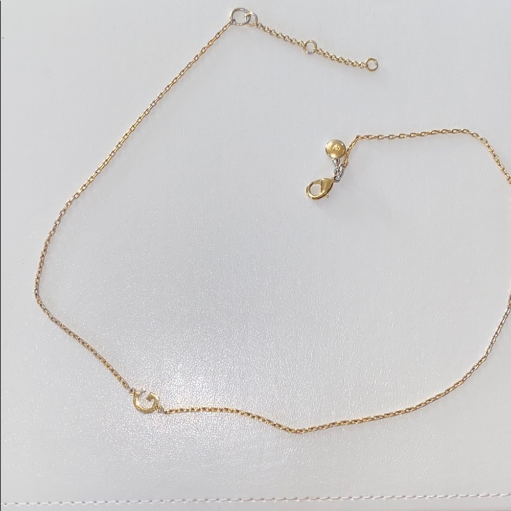 J crew side letter G
